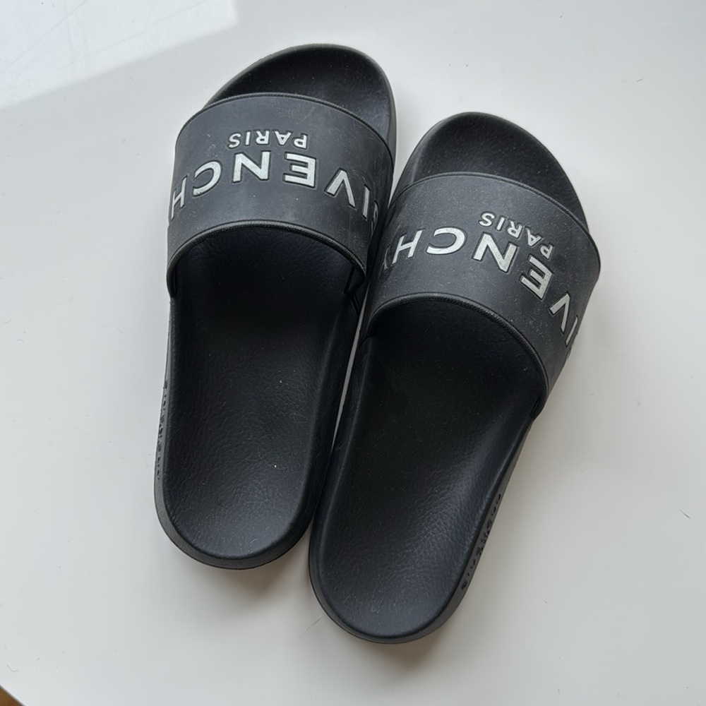 Givenchy Black Slides - Picture 2 of 4